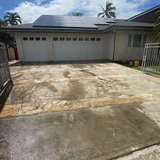 Comprehensive-residential-exterior-cleaning-project-in-the-exclusive-neighborhood-of-Waialae-Hawaii 9