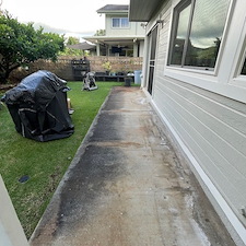 Flawless-vinyl-fence-restoration-right-here-in-Kailua-Hawaii 0