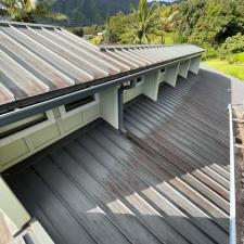 Pristine-Metal-Roof-cleaning-in-Haiku-Plantation-Kaneohe-Hawaii 0
