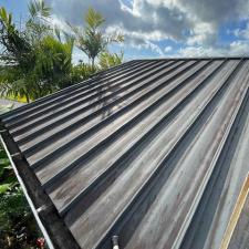 Pristine-Metal-Roof-cleaning-in-Haiku-Plantation-Kaneohe-Hawaii 1