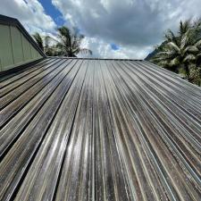 Pristine-Metal-Roof-cleaning-in-Haiku-Plantation-Kaneohe-Hawaii 5